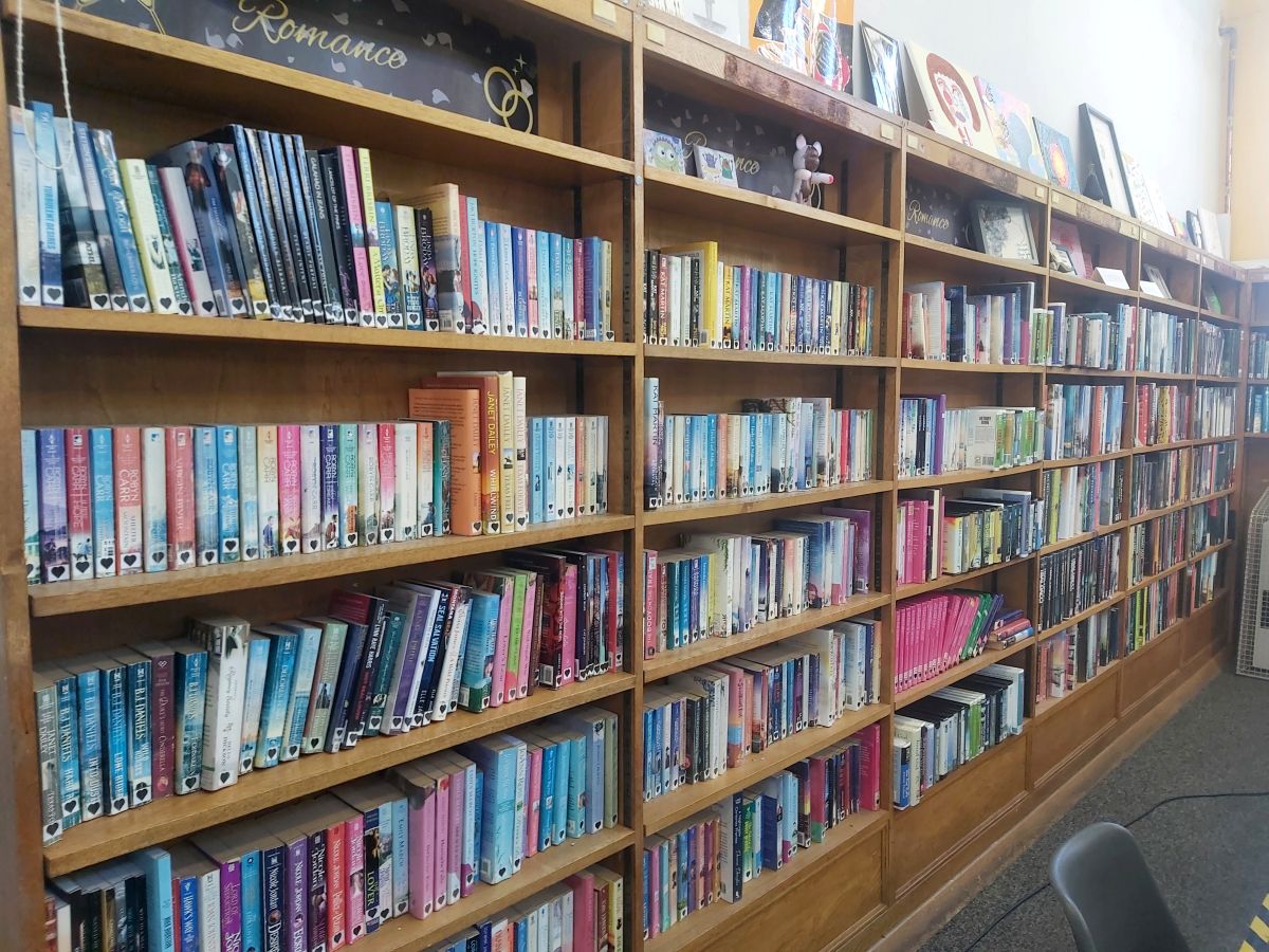 Romance selection at Glebe Farm Community Hub library